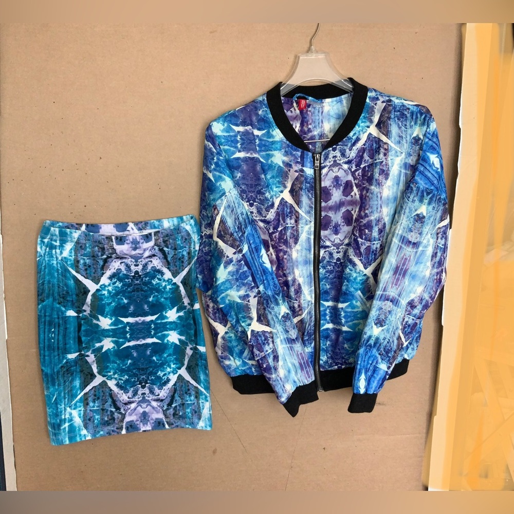 H & M. 2pc, Casual outfit. Jacket / Pencil Dress.